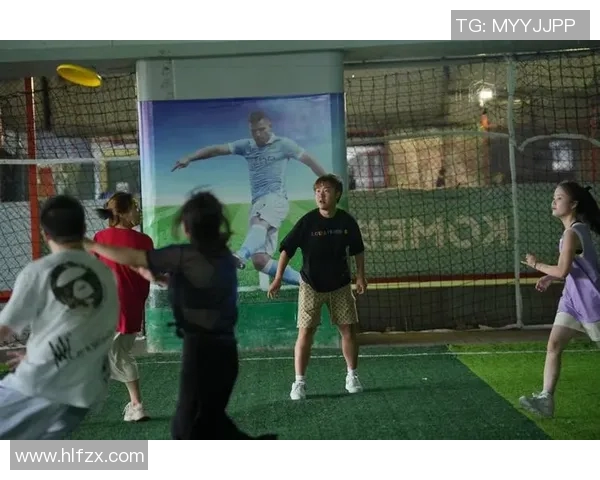 杭州飞盘队与深圳飞盘队赛后复盘团队协作的精彩瞬间与经验分享