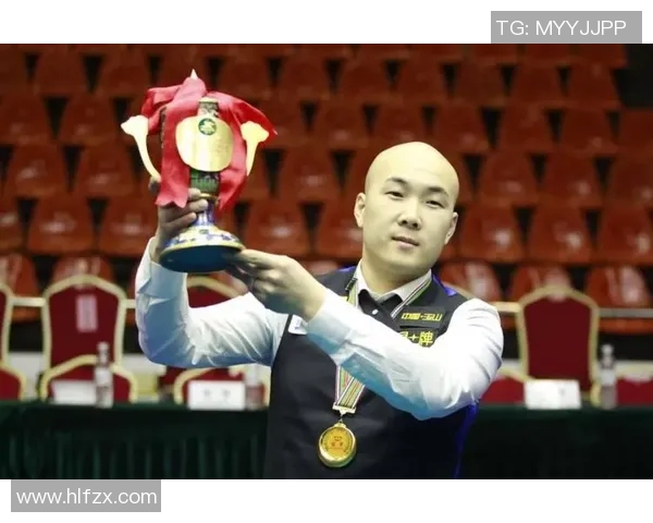 杨帆与楚秉杰的较量谁能在风云变幻中脱颖而出成为新一代的领军人物