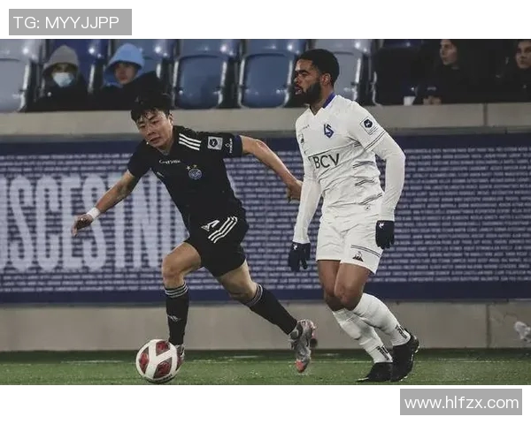 草蜢与卢加诺激战正酣谁能在这场较量中笑到最后