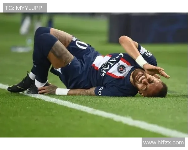 内马尔本赛季遭遇第五次伤病巴黎欧冠前景再度陷入不确定性